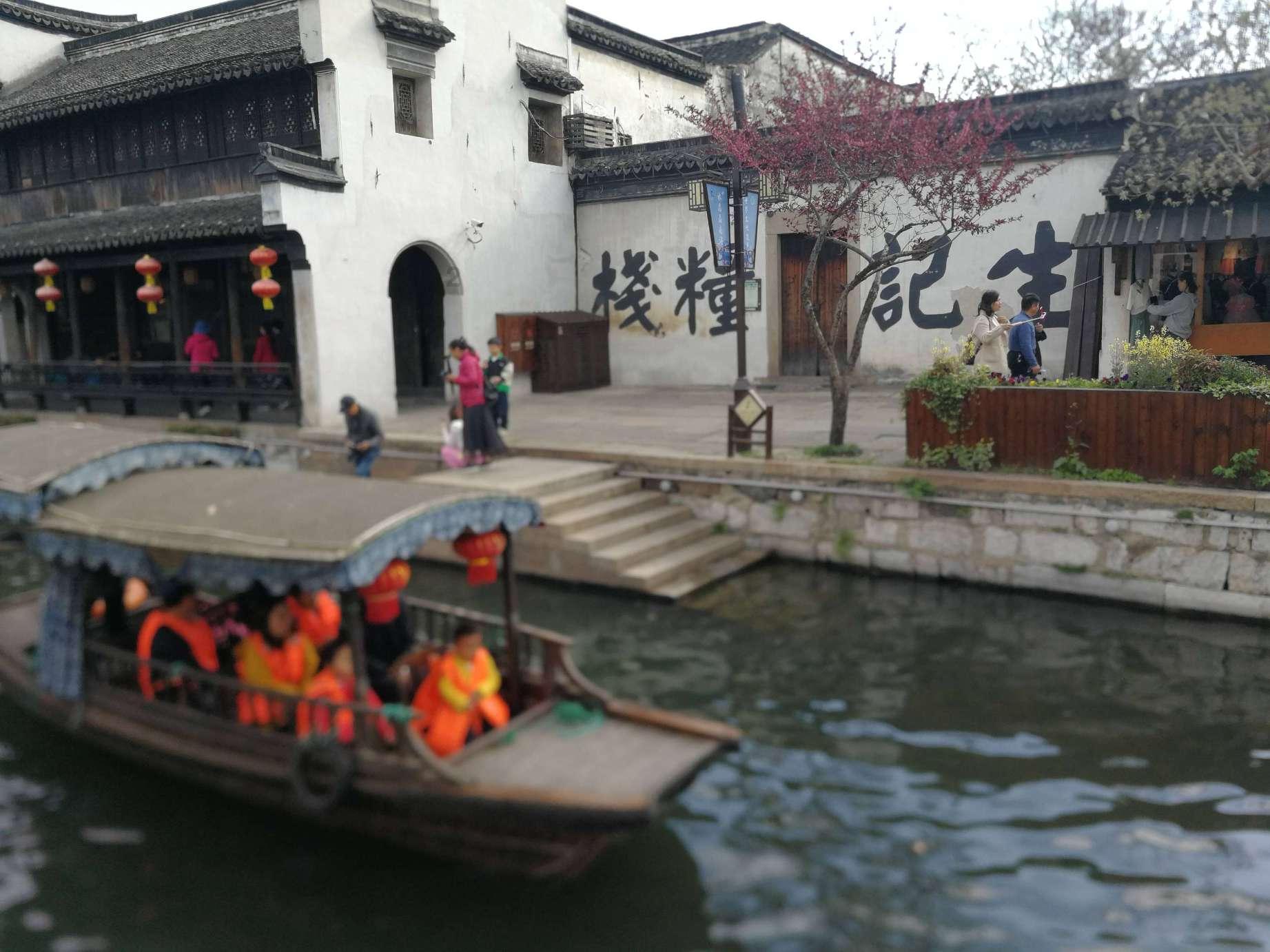这个女角色是谁？游戏画面